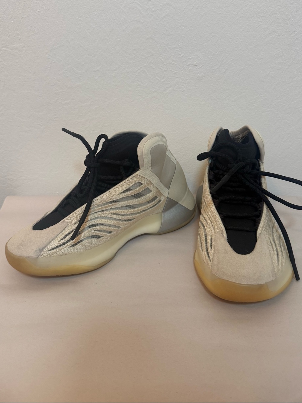 Adidas Yeezy Quantum 'Mist Slate' sneakers